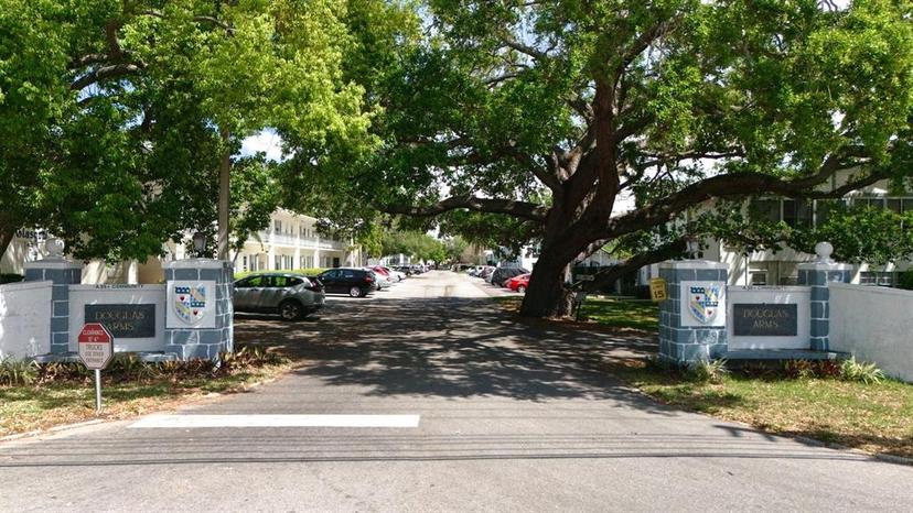Picture of 100 Glennes Lane Unit 207, Dunedin FL 34698