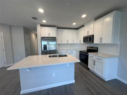 Picture of 5050 Shady Pines Drive, St Cloud, FL 34772