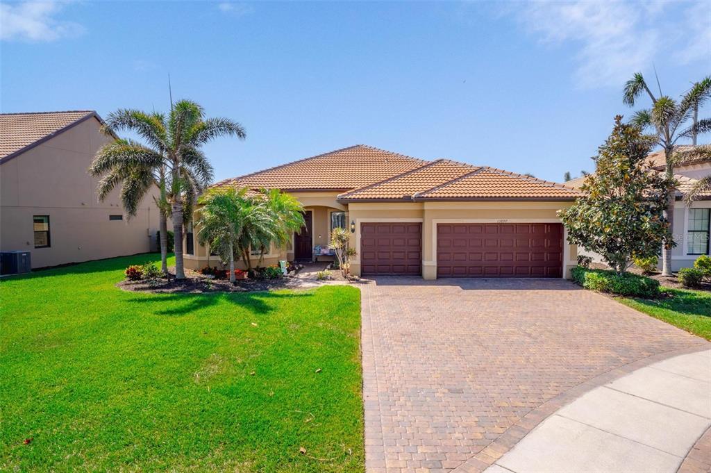 Picture of 13897 Umbria Street, Venice, FL 34293
