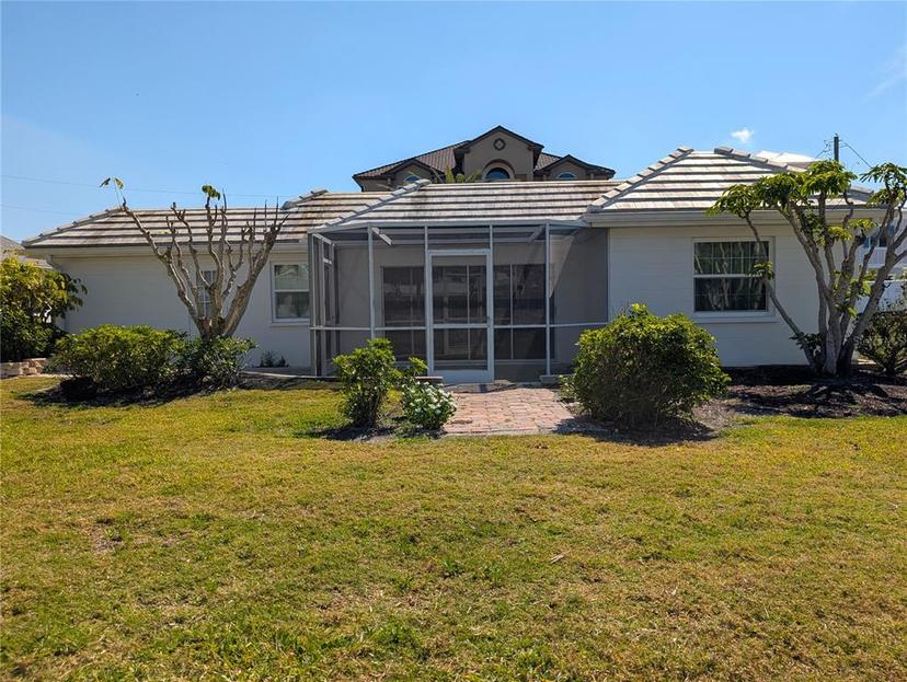 Picture of 926 Inlet Circle, Venice FL 34285