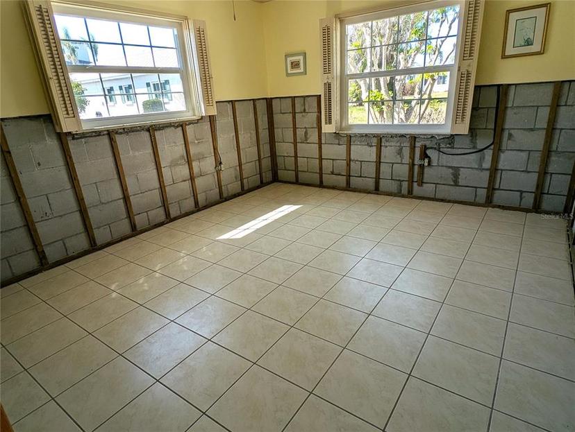 Picture of 926 Inlet Circle, Venice FL 34285