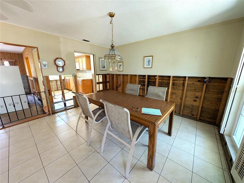 Picture of 926 Inlet Circle, Venice FL 34285