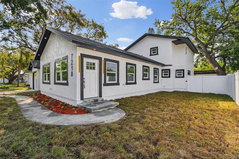 Picture of 7210 8Th Avenue N, St Petersburg FL 33710