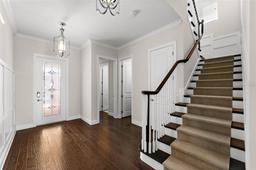 Picture of 10739 Royal Cypress Way, Orlando, FL 32836
