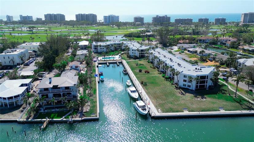 Picture of 450 Gulf Of Mexico Drive Unit B207, Longboat Key FL 34228