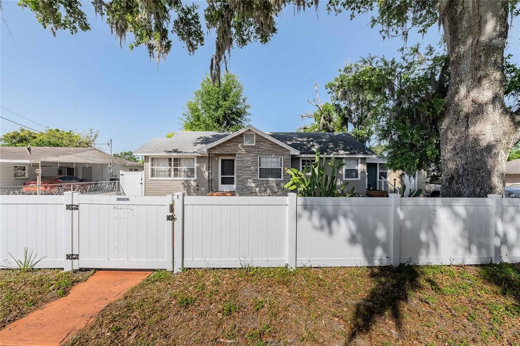 Picture of 1048 Roselle Avenue, Lakeland, FL 33805