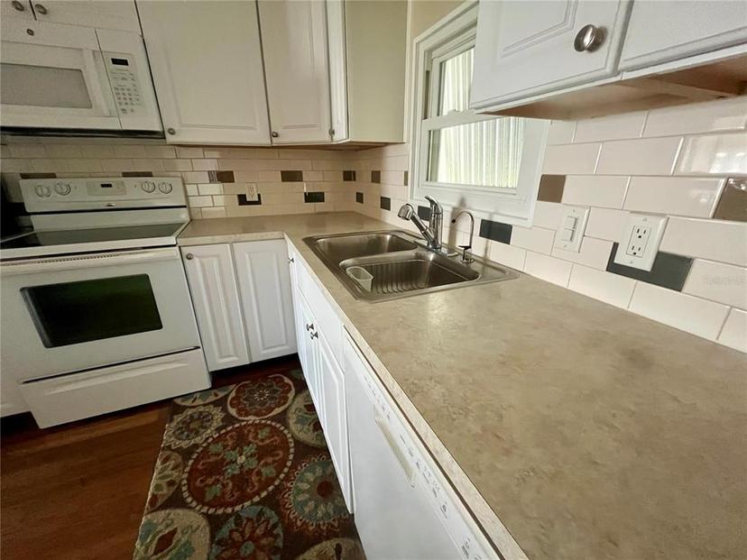 Picture of 131 Cedar Drive, Palm Harbor FL 34684