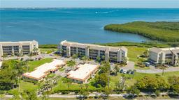 Picture of 4760 Gulf Of Mexico Dr. Villa 7, Longboat Key, FL 34228