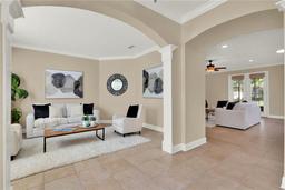 Picture of 709 Heron Point Way, Deland, FL 32724