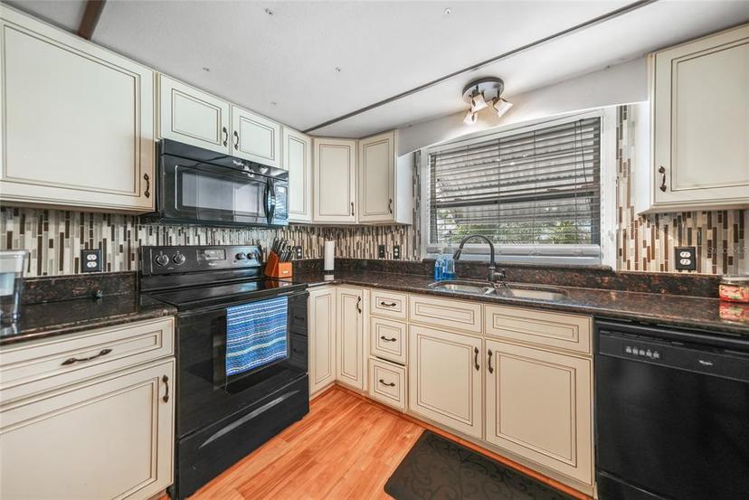 Picture of 10100 Burnt Store Road Unit 84, Punta Gorda FL 33950