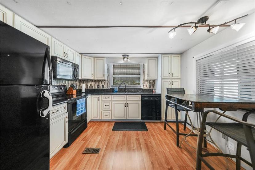 Picture of 10100 Burnt Store Road Unit 84, Punta Gorda FL 33950