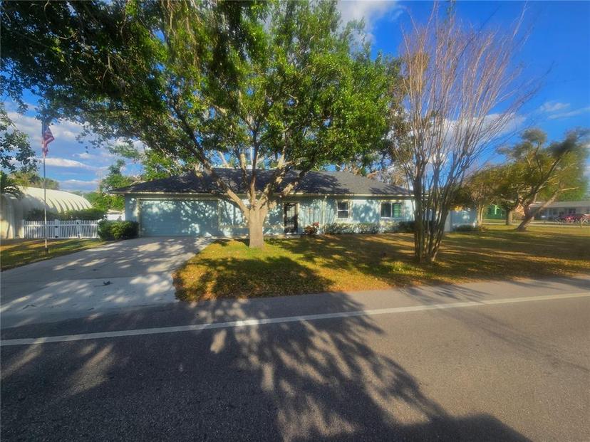 Picture of 901 Groveland Avenue, Venice FL 34285
