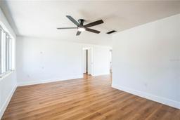 Picture of 1475 3Rd Avenue, Deland, FL 32724