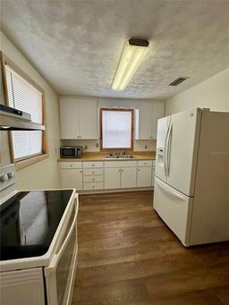 Picture of 520 SW 5Th Avenue, Lake Butler, FL 32054