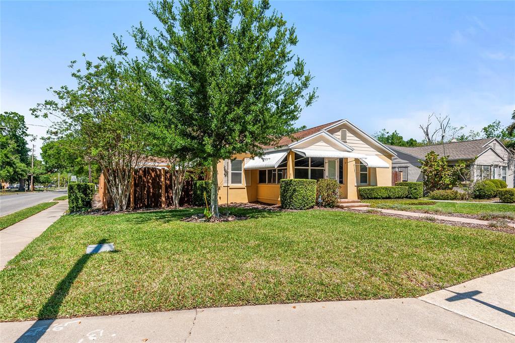 Picture of 335 W Bay Street, Winter Garden, FL 34787