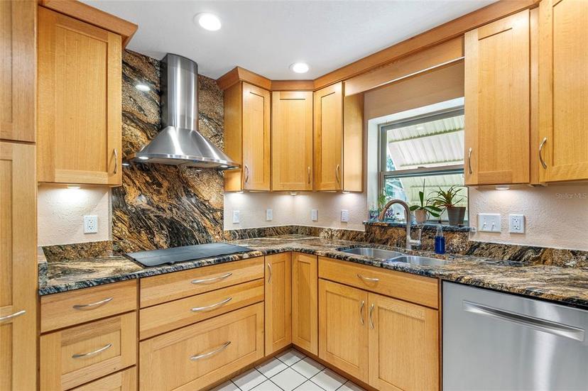 Picture of 335 W Bay Street, Winter Garden FL 34787
