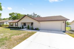 Picture of 3303 NW 44Th Terrace, Ocala, FL 34482