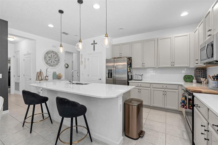 Picture of 944 Flyer Street, Orange City FL 32763