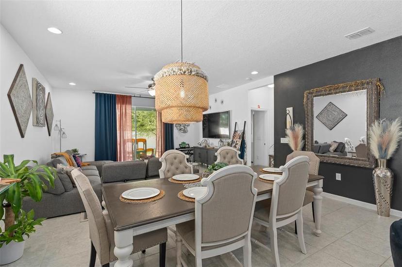 Picture of 944 Flyer Street, Orange City FL 32763