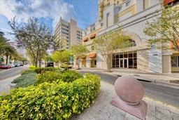 Picture of 628 Cleveland Street Unit 906, Clearwater, FL 33755