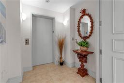 Picture of 3010 Grand Bay Boulevard Unit 472, Longboat Key, FL 34228