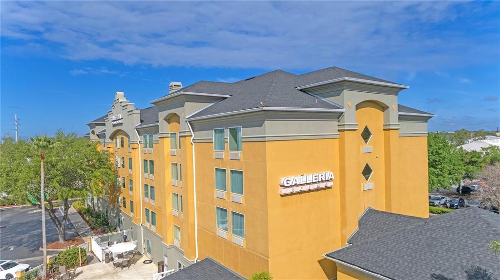 Picture of 3000 Maingate Lane Unit 504, Kissimmee, FL 34747