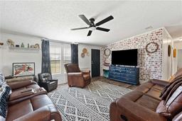 Picture of 8146 Cr 614A, Bushnell, FL 33513