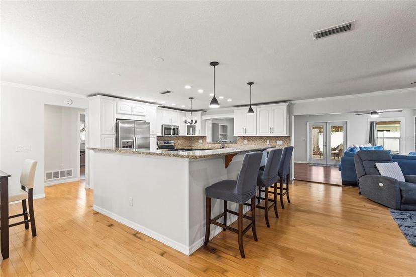 Picture of 13841 89Th Avenue, Seminole FL 33776
