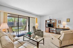 Picture of 4632 Ringwood Meadow Unit 28, Sarasota, FL 34235