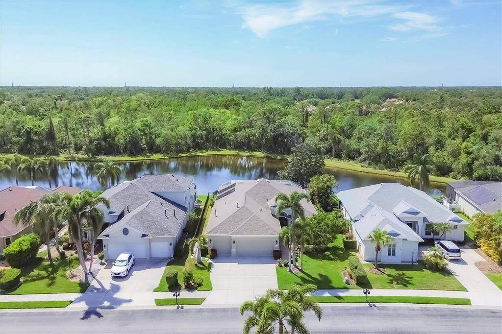 Picture of 7816 Ashley Circle, University Park, FL 34201