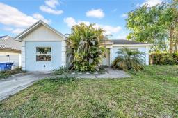 Picture of 1929 Crown Park Drive, Valrico, FL 33594