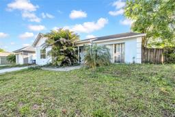 Picture of 1929 Crown Park Drive, Valrico, FL 33594