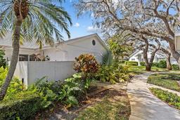 Picture of 4208 Edgewood Drive, Holiday, FL 34691
