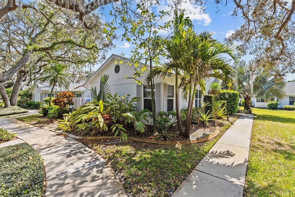 Picture of 4208 Edgewood Drive, Holiday, FL 34691