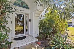 Picture of 4208 Edgewood Drive, Holiday, FL 34691