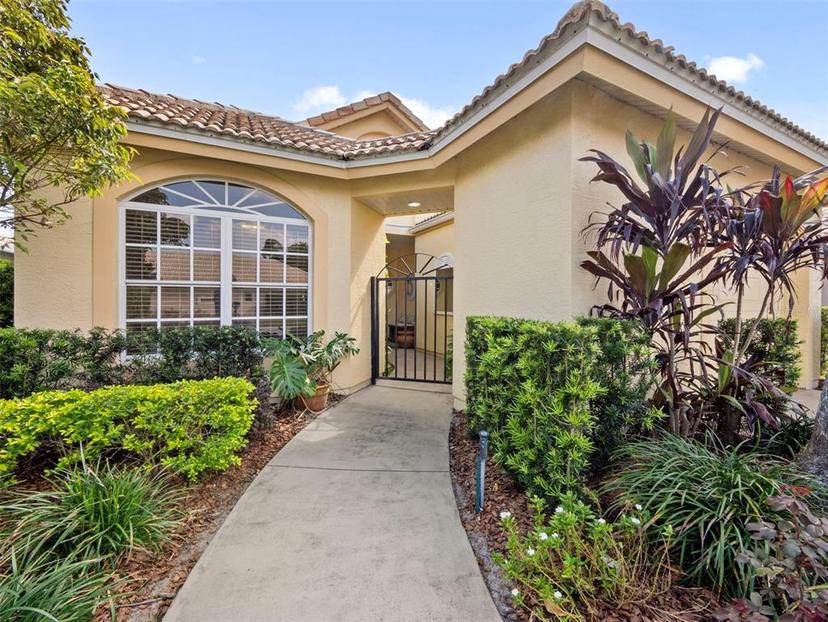 Picture of 9027 Saint Andrews Way, Mount Dora FL 32757