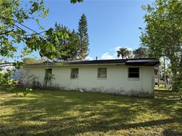 Picture of 410 Inwood Avenue, New Smyrna Beach, FL 32168