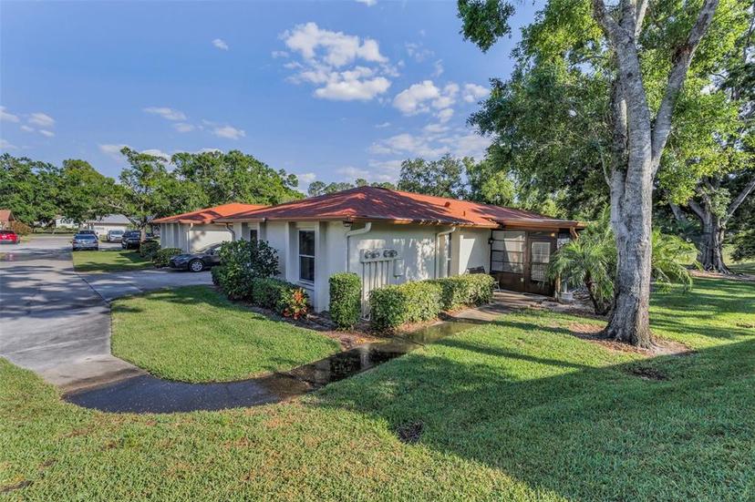 Picture of 2240 Spruce Lane Unit D, Palm Harbor FL 34684