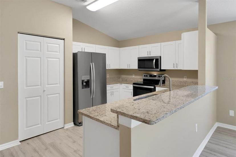 Picture of 10212 Takomah Trail, Tampa FL 33617