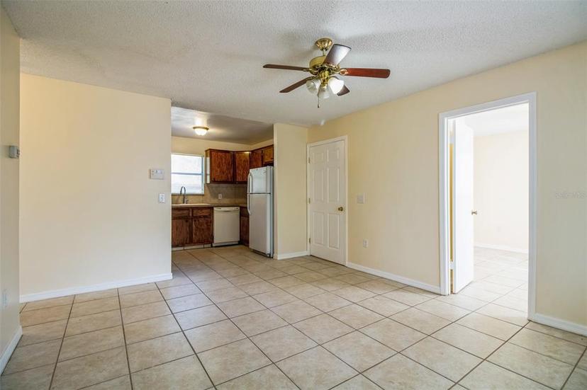 Picture of 1720 S Warnell Road, Coleman FL 33521