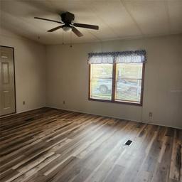 Picture of 300 Oak Boulevard, Wildwood, FL 34785