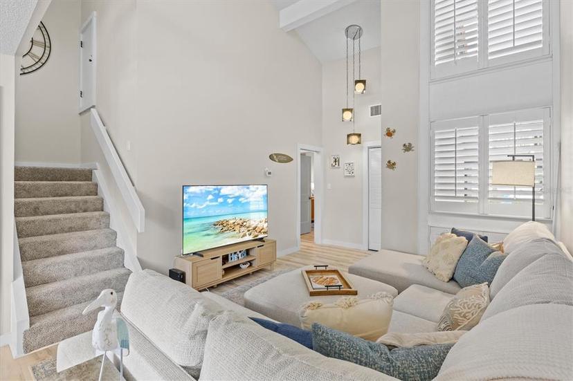 Picture of 800 S Blvd Of The Presidents Unit 3, Sarasota FL 34236