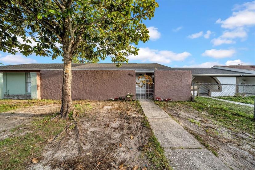 Picture of 8325 Elkwood Lane, Tampa FL 33615