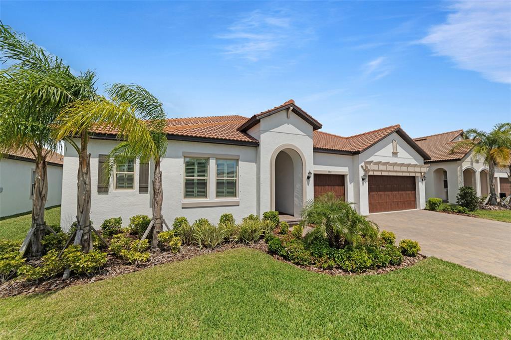 Picture of 5313 Windy Grove Drive, Wimauma, FL 33598