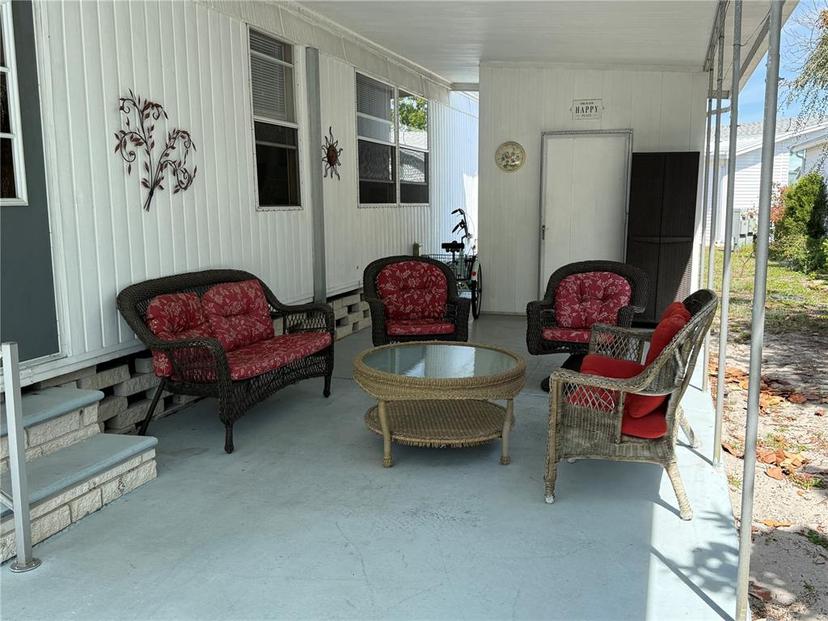 Picture of 347 Mount Saxon Avenue Ne Unit 324, St Petersburg FL 33702