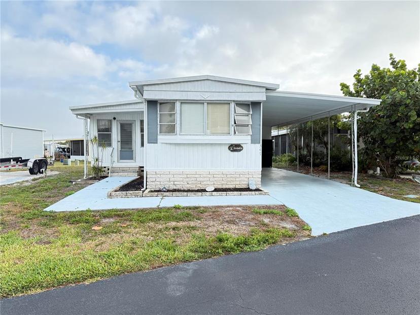 Picture of 347 Mount Saxon Avenue Ne Unit 324, St Petersburg FL 33702