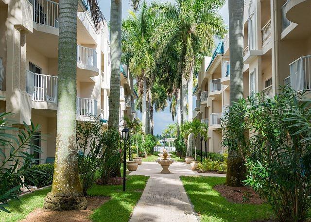 Picture of 5963 Midnight Pass Road Unit 355, Sarasota FL 34242