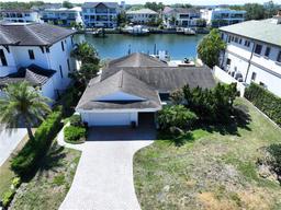 Picture of 5110 W Poe Avenue, Tampa, FL 33629