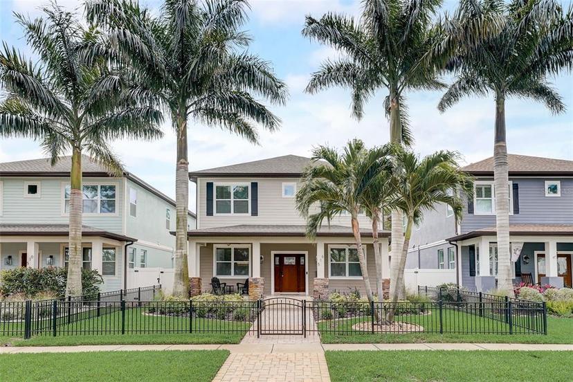 Picture of 516 33Rd Avenue N, St Petersburg FL 33704