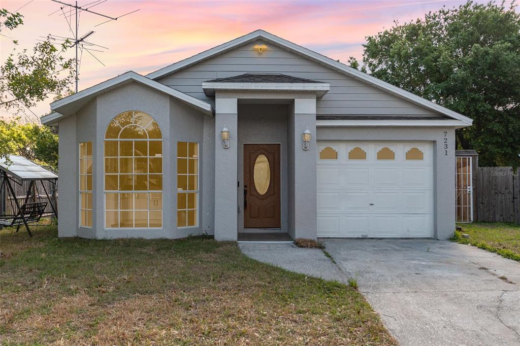 Picture of 7231 Edgewater Shores Court, Orlando, FL 32810
